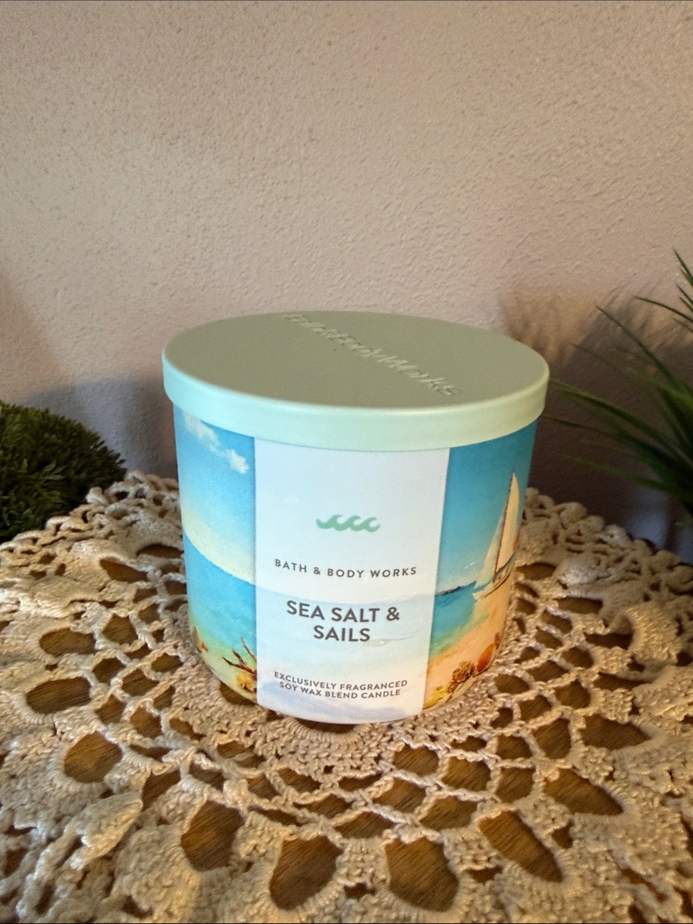 Bath & Body Works Sea Salt & Sails Scented Candle - Light Seafoam